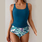 👙🌸 Tankini-zwempak met bloemenprint en hoge taille voor dames – buikcorrigerend, bescheiden bedekking, verstelbare bandjes, uitneembare vullingen. Perfect voor het strand, het zwembad en de huwelijksreis! 🌊💕☀️