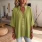 Damesblouses met halflange mouwen, knoopsluiting en V-hals