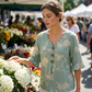 Zomerse bloemenprinttop voor dames met ruches aan de mouwen