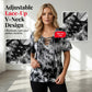 T-shirt met V-hals en vetersluiting voor dames, in tie-dye-stijl