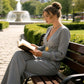 Elegante jumpsuit met V-hals, wijde pijpen en riem