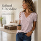 Dames-T-shirt met geschulpte V-hals en hartjesprint