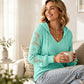 Elegante gebreide trui met capuchon en kant – Vrouwelijk detail, comfortabel om te dragen ✨🧶