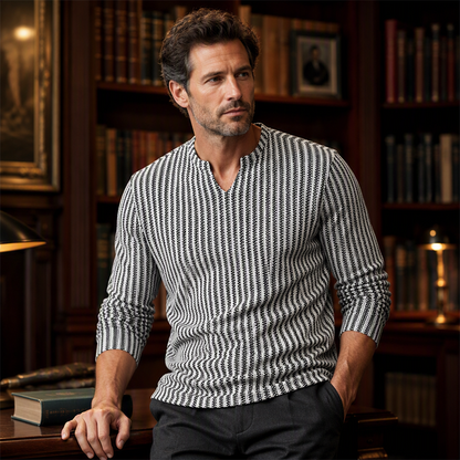Moderne gebreide pullover met textuur