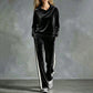 Dames fluwelen hoodie en gestreepte broek set