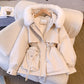 Dames getailleerde mid-length parka met zakken