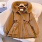 Dames getailleerde mid-length parka met zakken