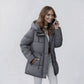 Halflange donsjas met capuchon voor dames
