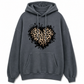 Casuele fleecehoodie voor dames met luipaardhartprint en kangoeroezak